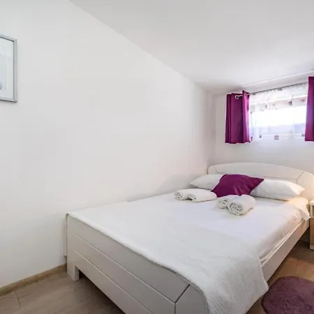 Lejlighed Tonka And Lara With Shared Pool